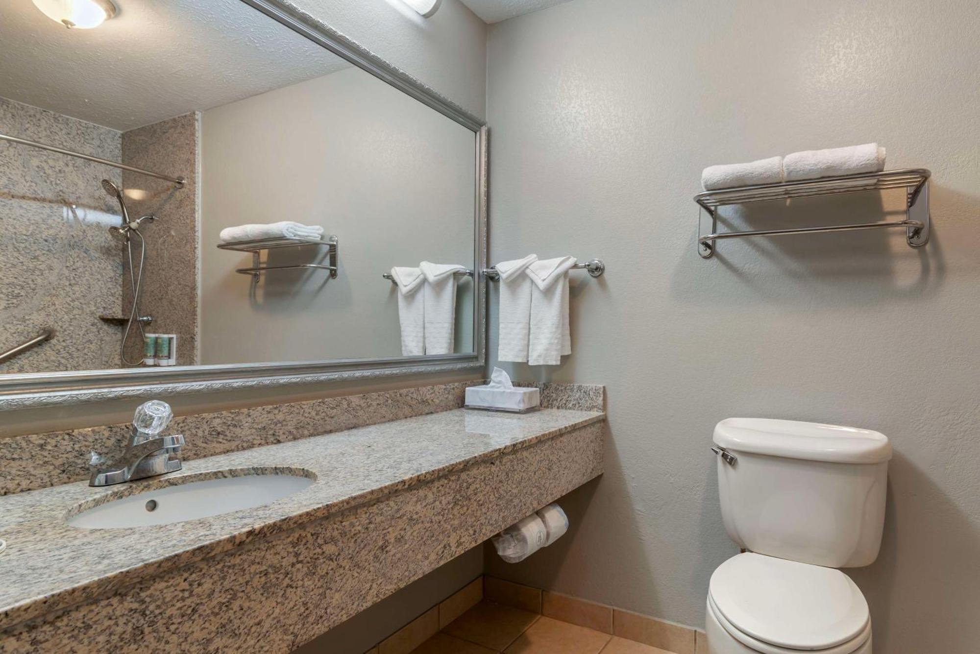Best Western Auburn/Opelika Inn מראה חיצוני תמונה