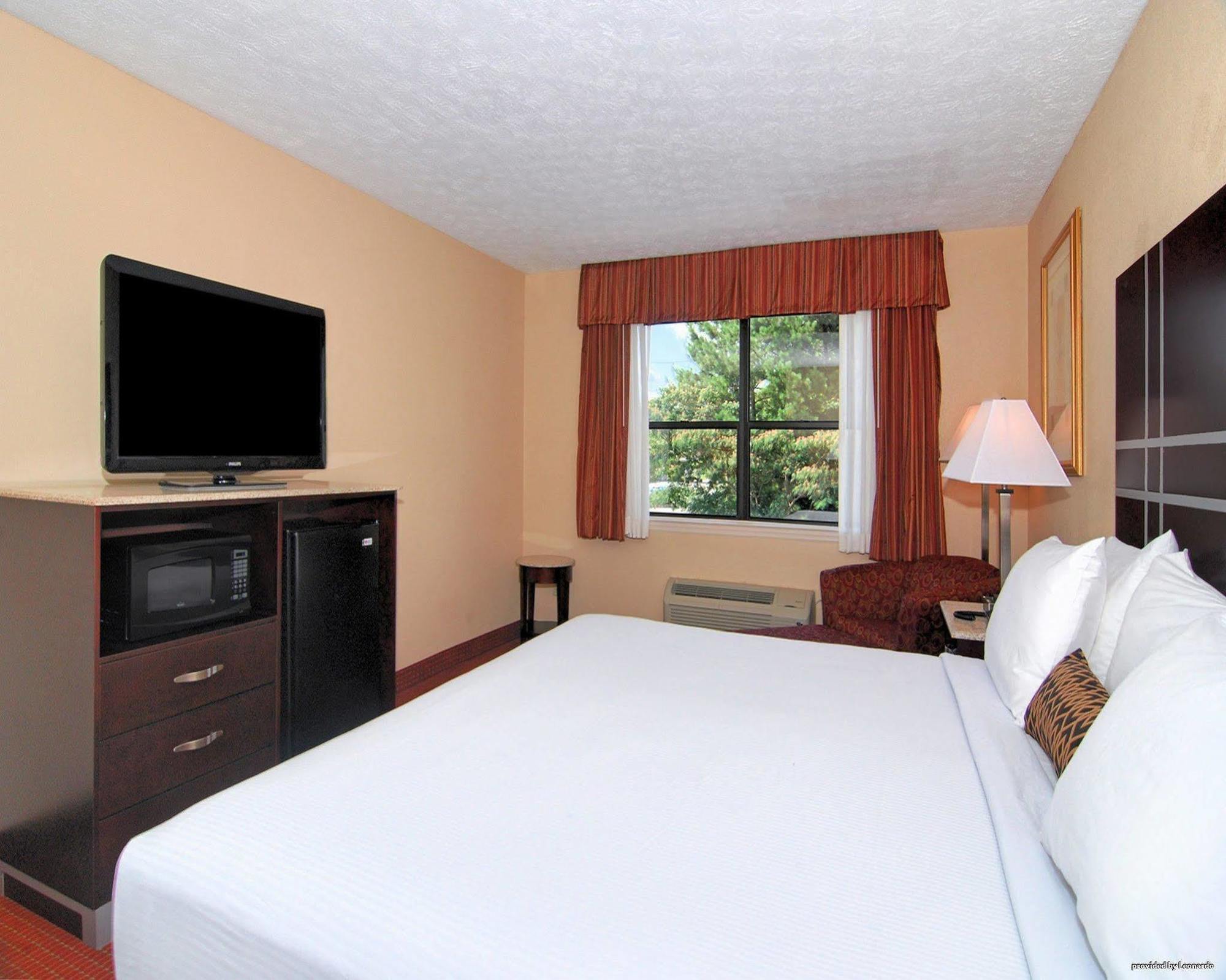 Best Western Auburn/Opelika Inn מראה חיצוני תמונה